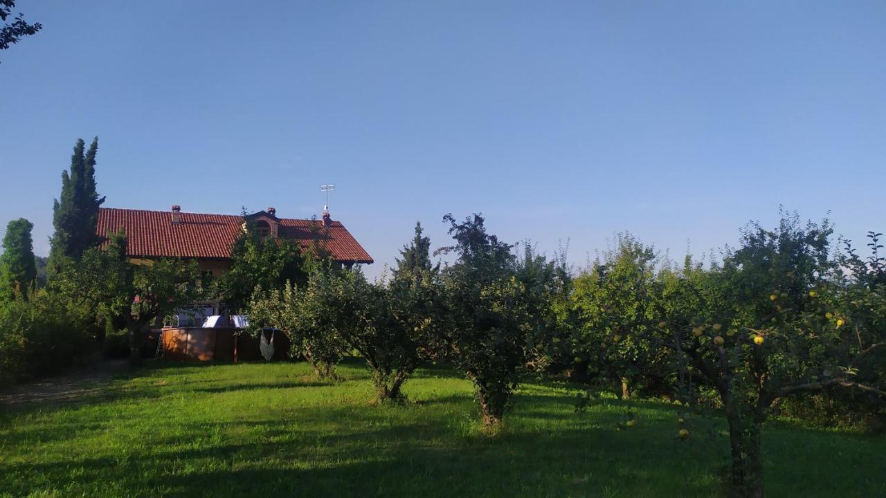B&B Naturin - Cascina Colombaro Lauriano エクステリア 写真