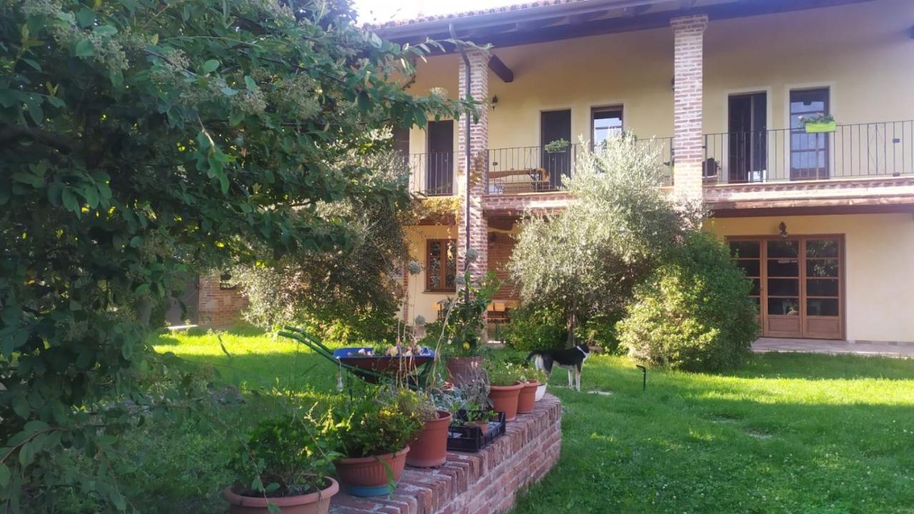 B&B Naturin - Cascina Colombaro Lauriano エクステリア 写真