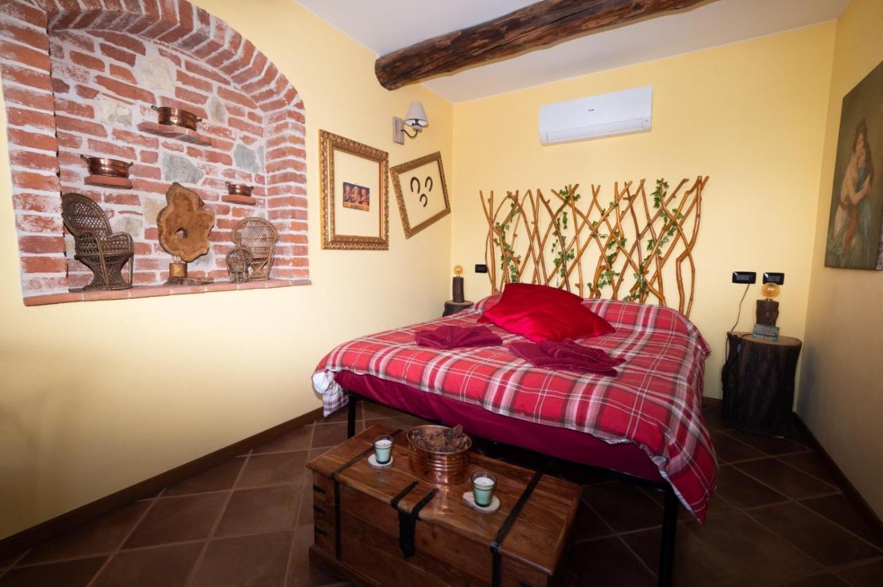 B&B Naturin - Cascina Colombaro Lauriano エクステリア 写真