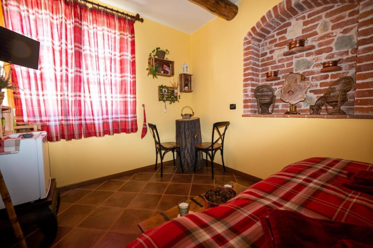 B&B Naturin - Cascina Colombaro Lauriano エクステリア 写真