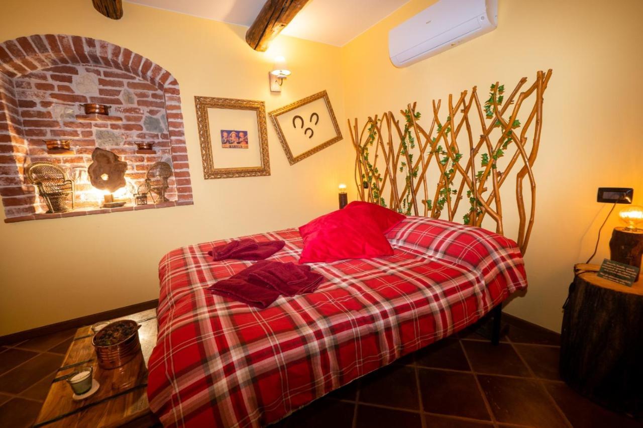 B&B Naturin - Cascina Colombaro Lauriano エクステリア 写真