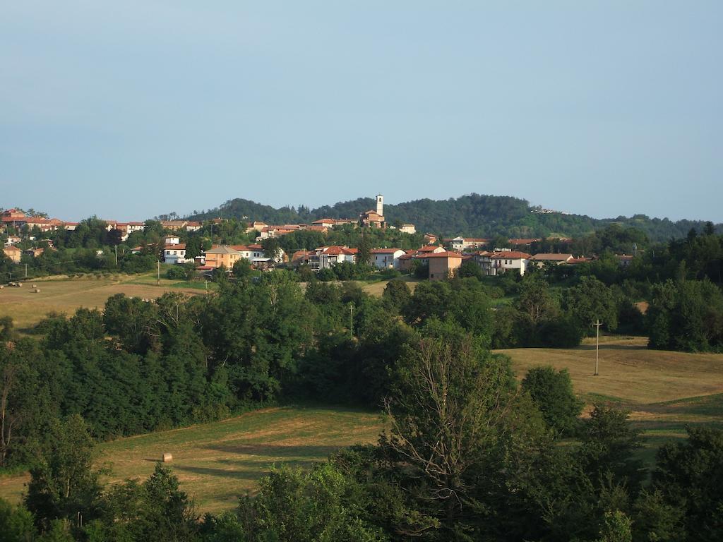 B&B Naturin - Cascina Colombaro Lauriano エクステリア 写真
